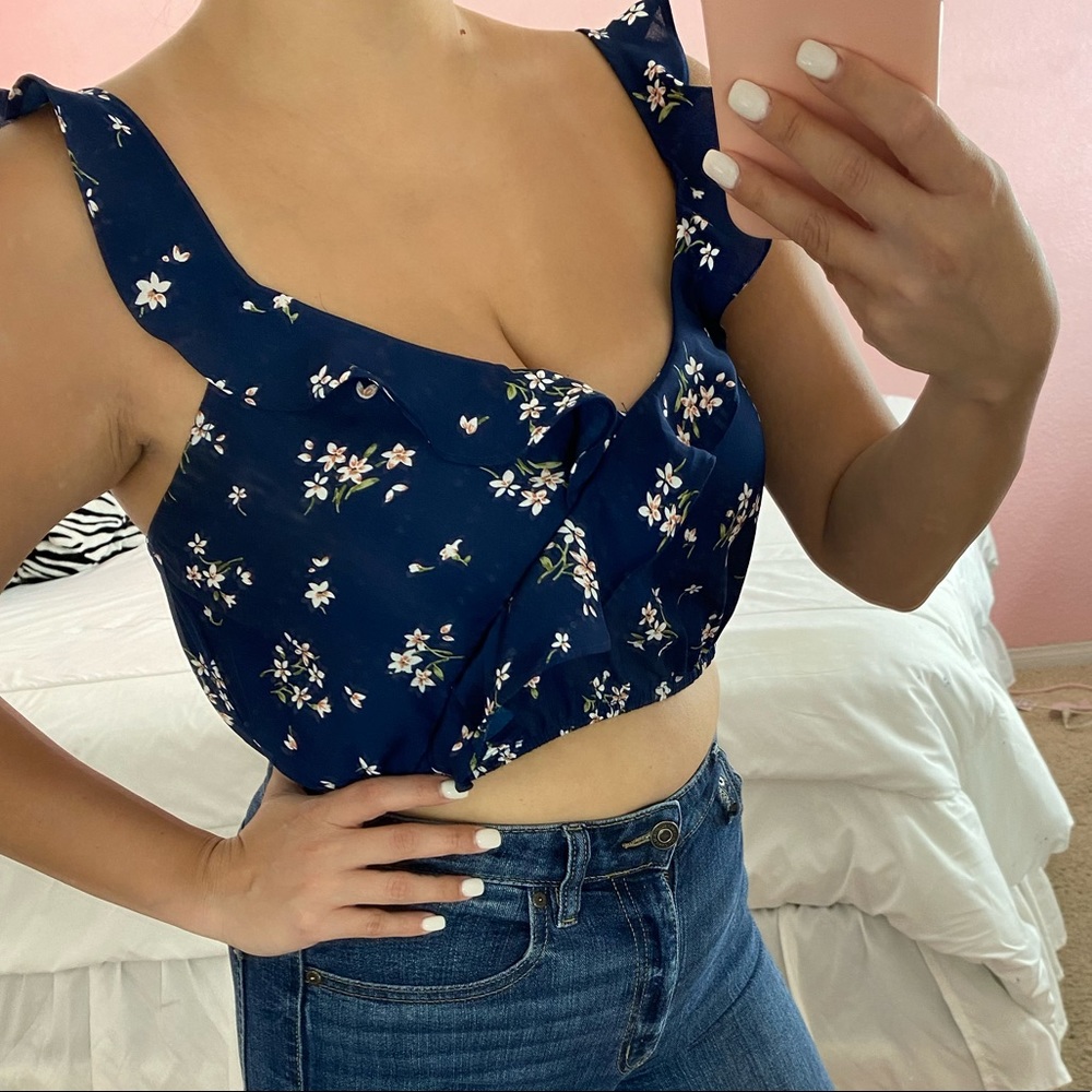 Flower Crop Top🌷